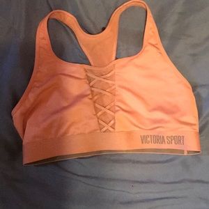 V/S sports bra
